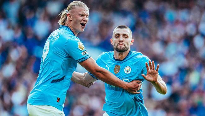 在融入球队 在融入球队